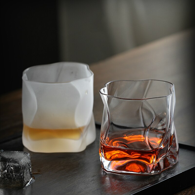 Robar a Vatio Imperio Inca Vaso de Whisky esmerilado de cristal, vaso de Whisky de diseño Irregular,  creativo, de estilo japonés, con pliegues de borde dorado – DESTILERÍAS  BELMONTE S.L.