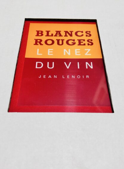 Los libros-experiencia de "Le Nez du Vin" son guías de cata de vinos - Imagen 2